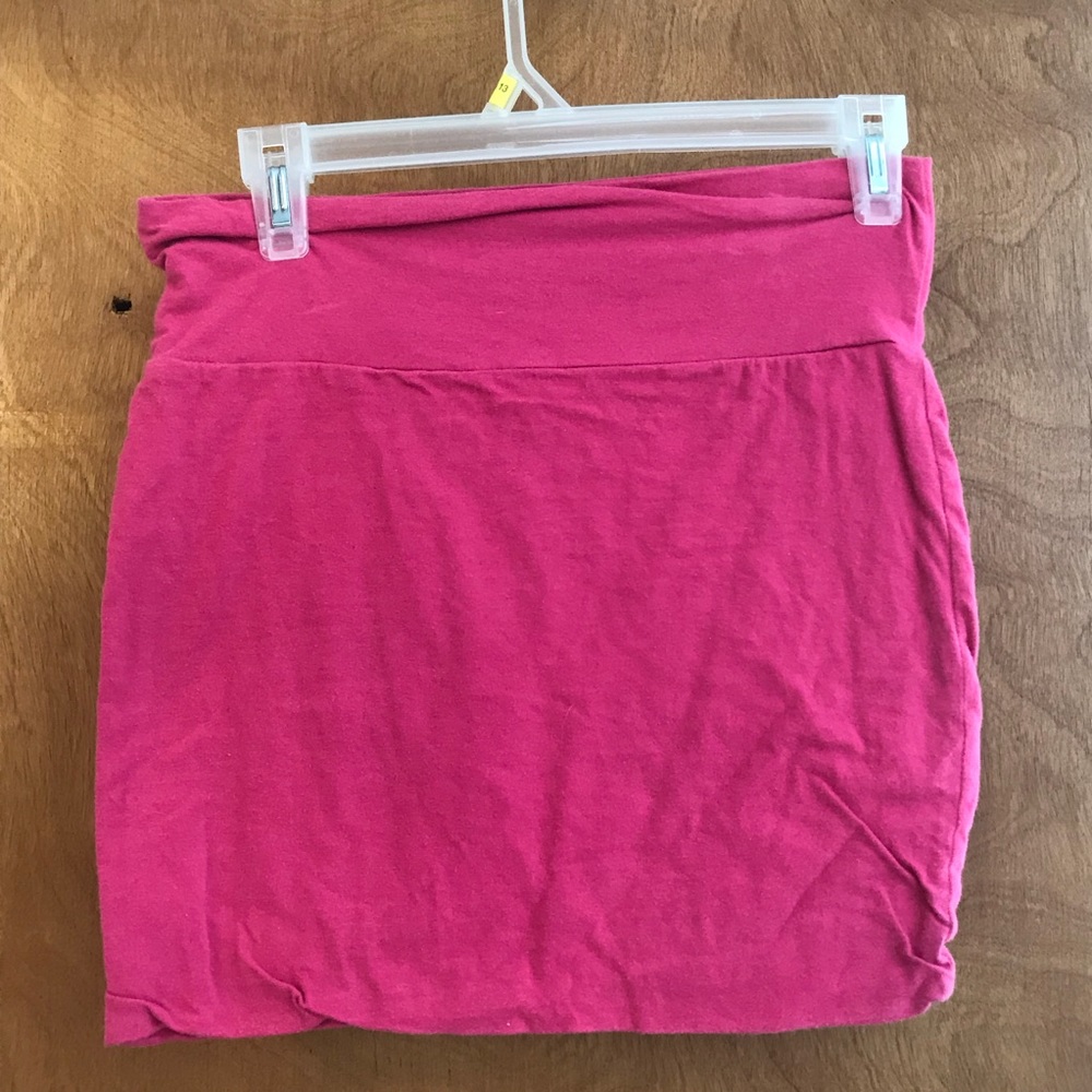 Pink bodycon skirt
